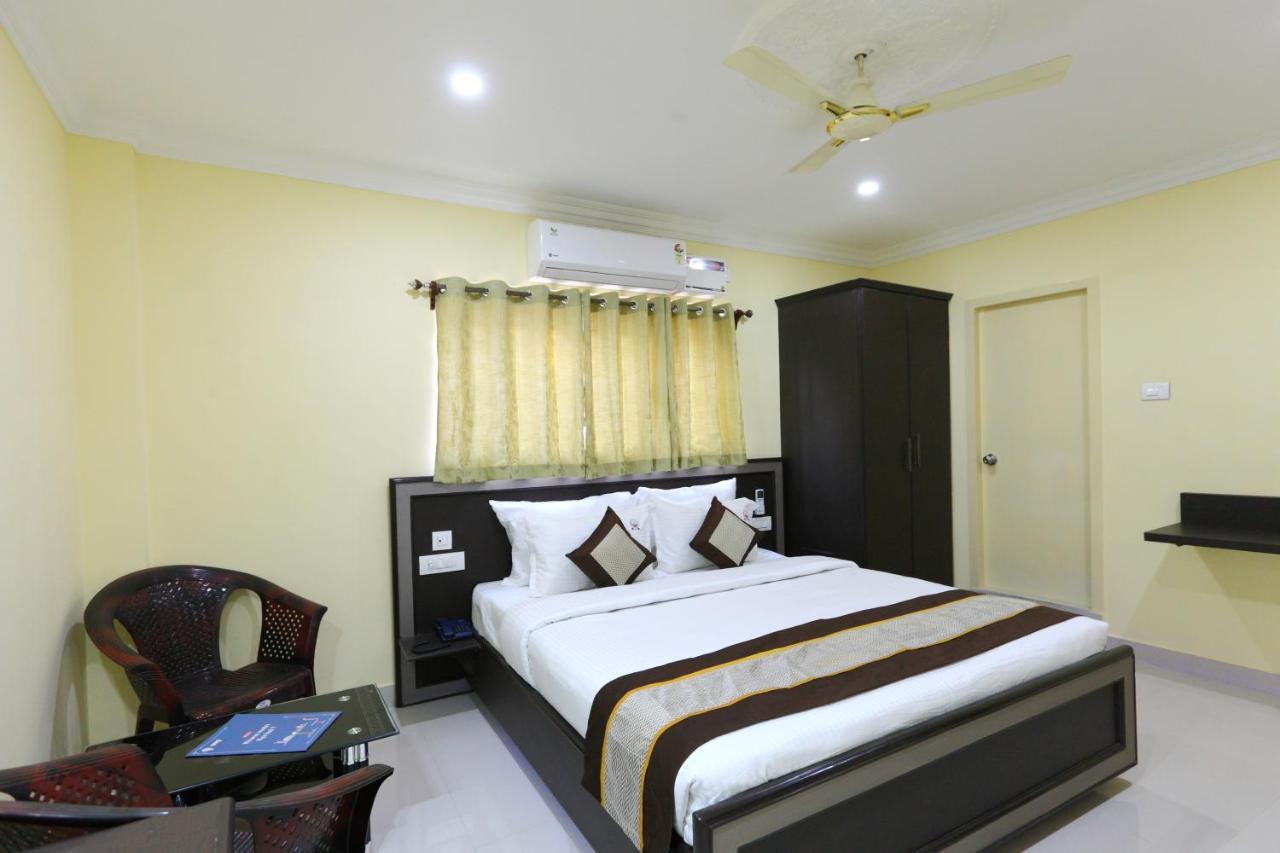 Pleasant Days Hotel Chennai Exteriör bild