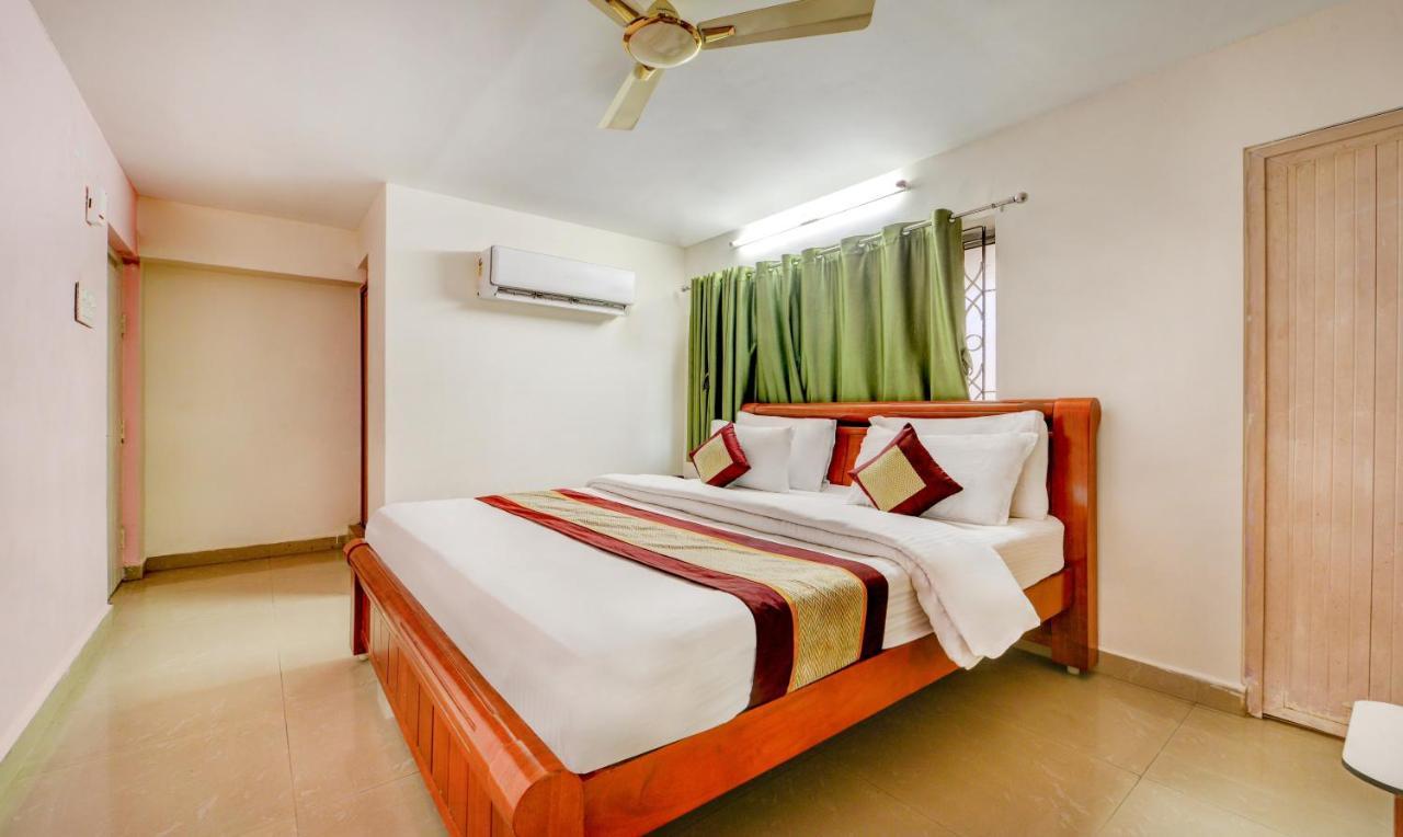 Pleasant Days Hotel Chennai Exteriör bild