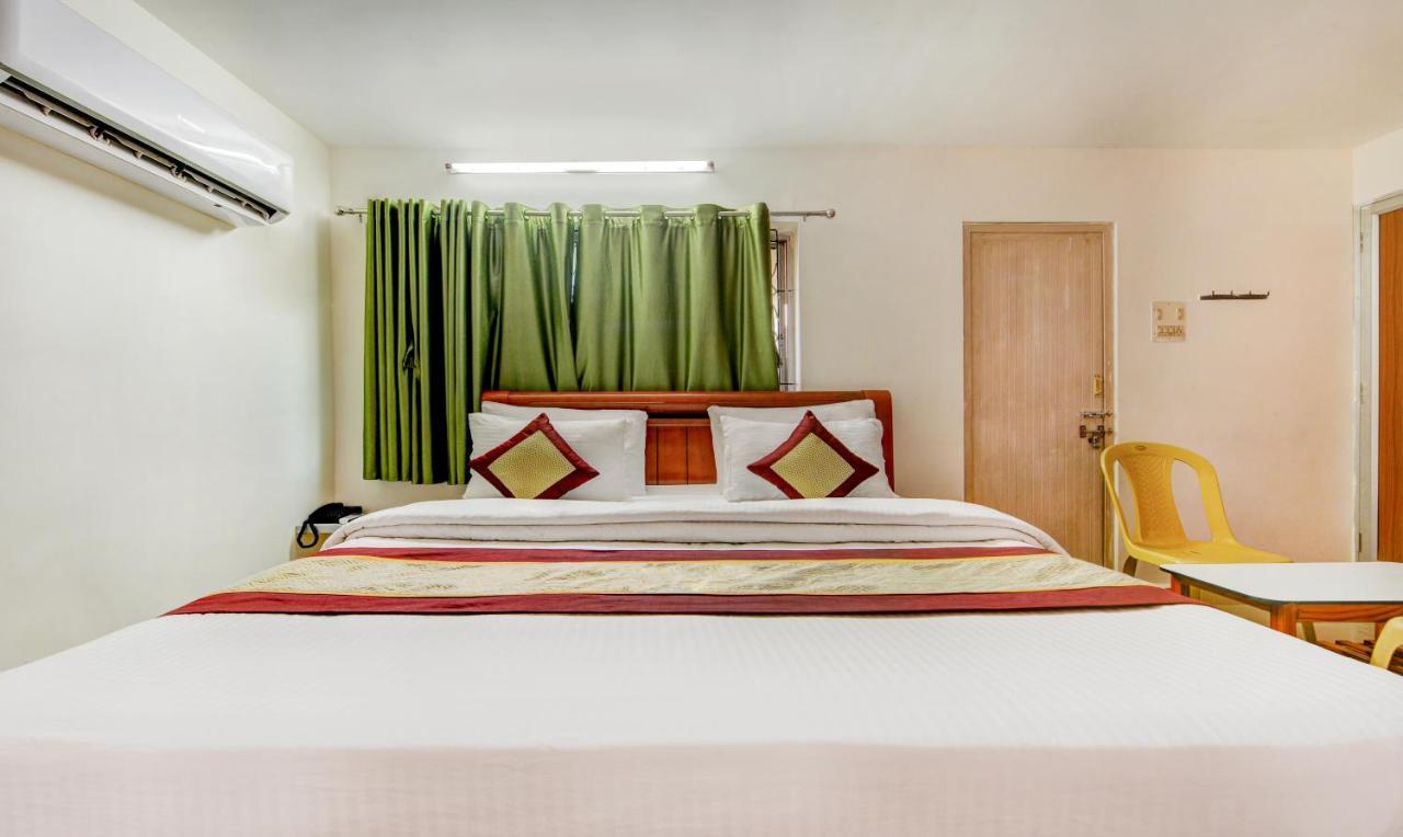 Pleasant Days Hotel Chennai Exteriör bild