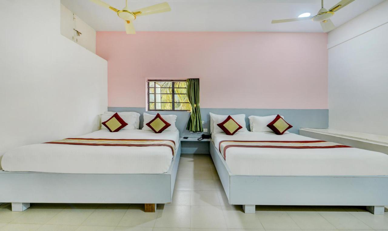 Pleasant Days Hotel Chennai Exteriör bild